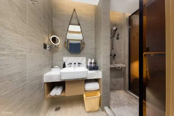 호텔 객실 세면대 주변 환경 안내 지도